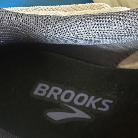 Brooks Cream, Gray and taupe Running Shoes - Picture 3 of 15
